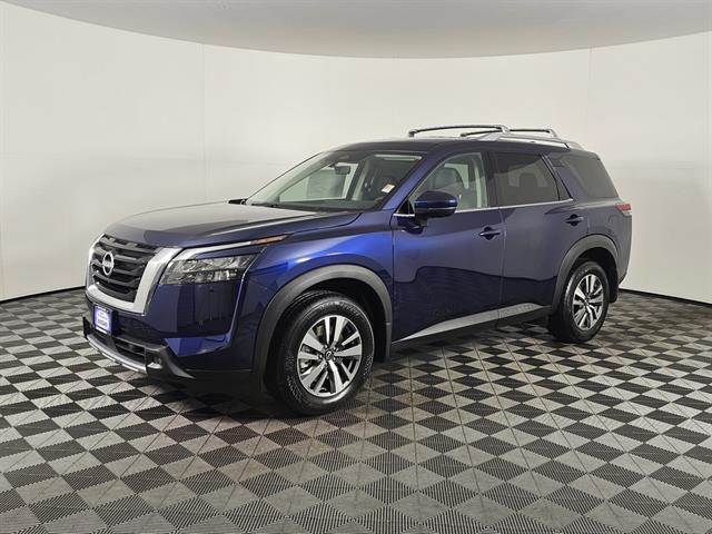new 2025 Nissan Pathfinder car, priced at $40,295