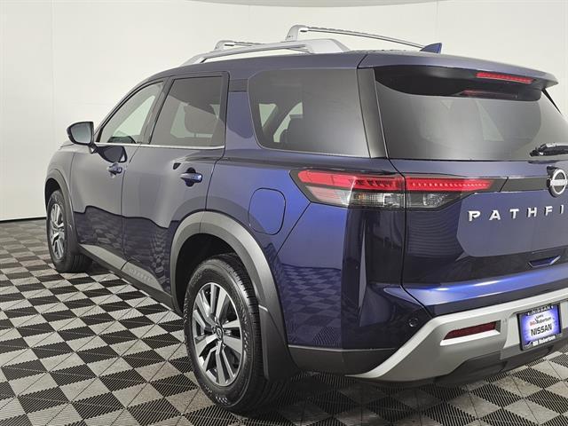 new 2025 Nissan Pathfinder car, priced at $40,295