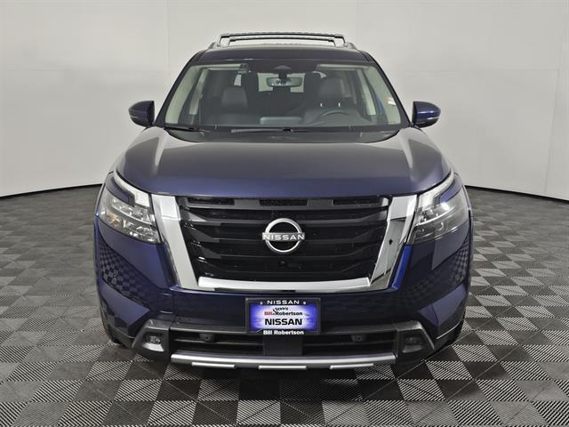 new 2025 Nissan Pathfinder car, priced at $40,295