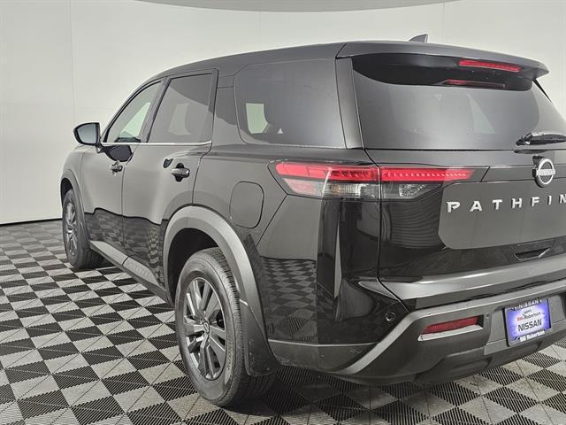 new 2025 Nissan Pathfinder car, priced at $34,965