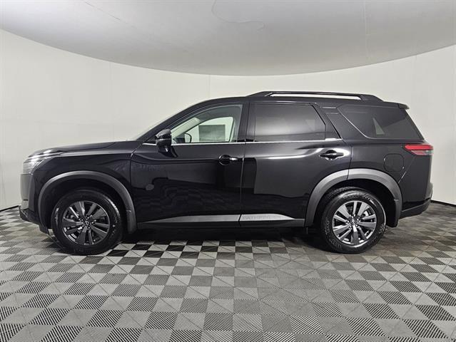 new 2025 Nissan Pathfinder car, priced at $37,910