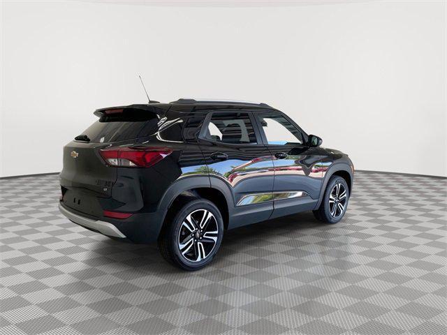 new 2026 Chevrolet TrailBlazer car, priced at $27,948