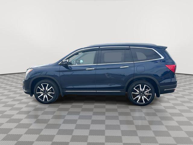 used 2022 Honda Pilot car, priced at $28,000
