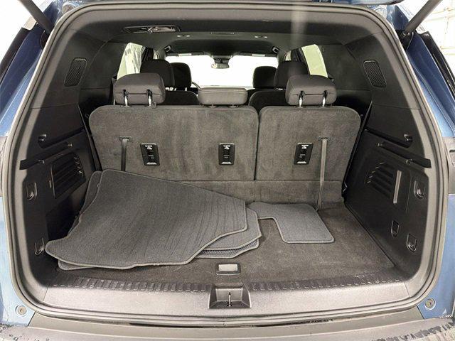 used 2025 Chevrolet Traverse car, priced at $34,000