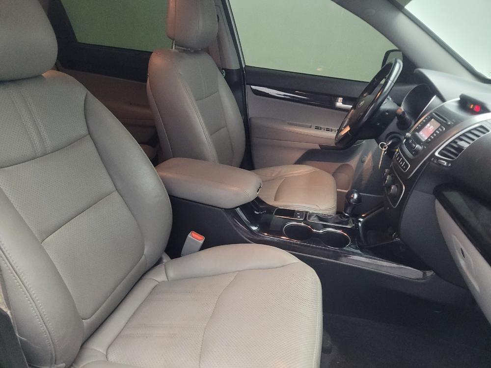 used 2015 Kia Sorento car, priced at $12,995