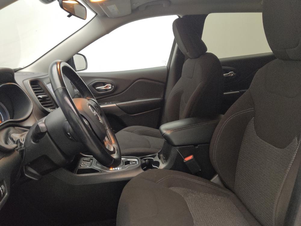 used 2019 Jeep Cherokee car, priced at $14,695