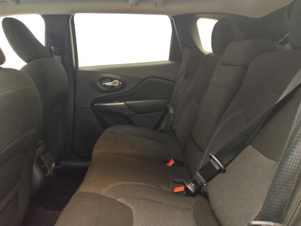 used 2019 Jeep Cherokee car, priced at $14,695