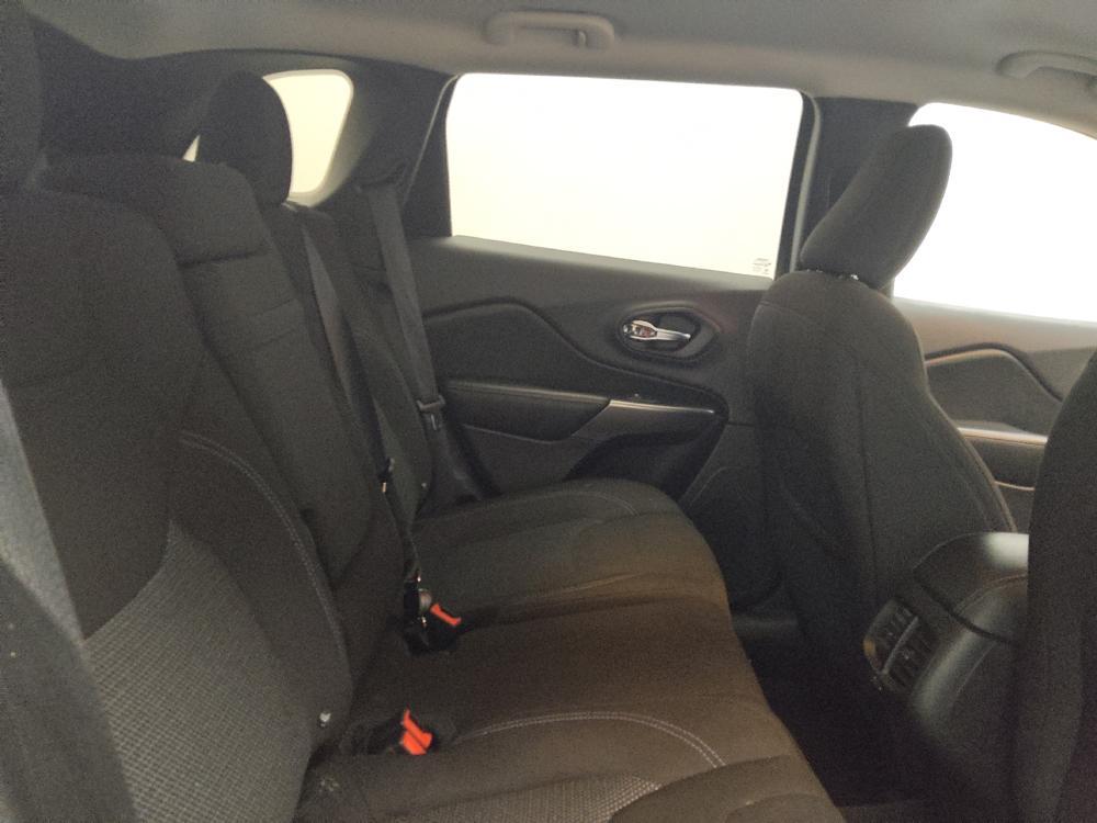 used 2019 Jeep Cherokee car, priced at $14,695