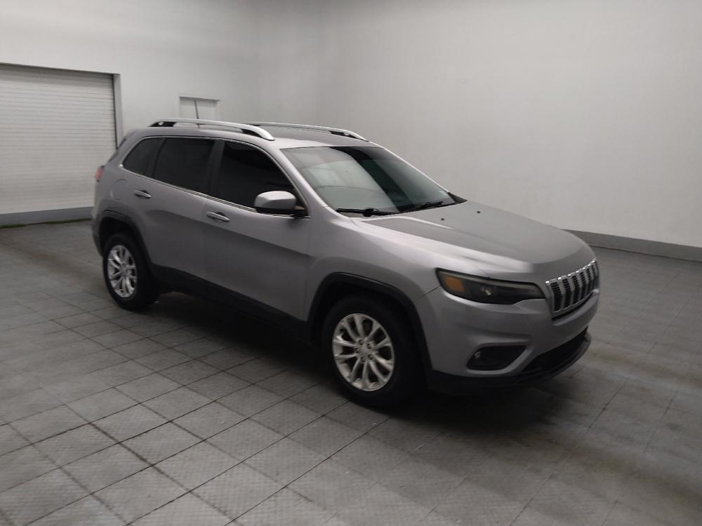 used 2019 Jeep Cherokee car, priced at $12,995