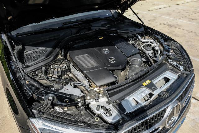 Mercedes-Benz GLC view 62