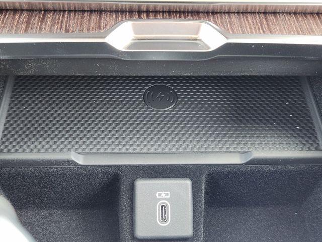 new 2026 Land Rover Range Rover car, priced at $127,955