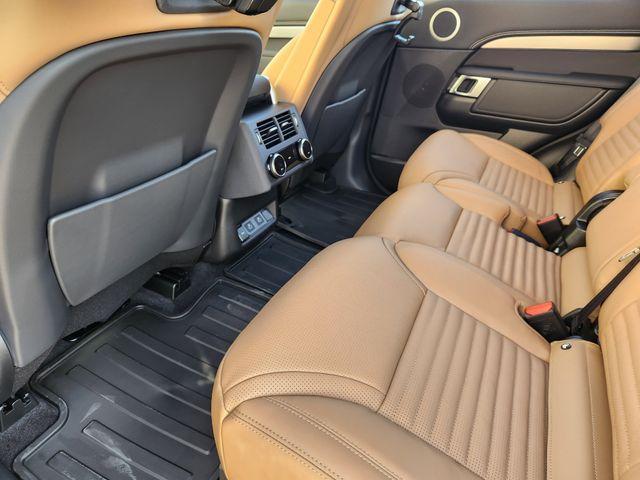 new 2026 Land Rover Discovery car, priced at $78,771