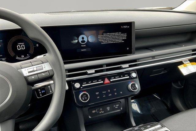 new 2026 Hyundai TUCSON Hybrid car, priced at $33,714