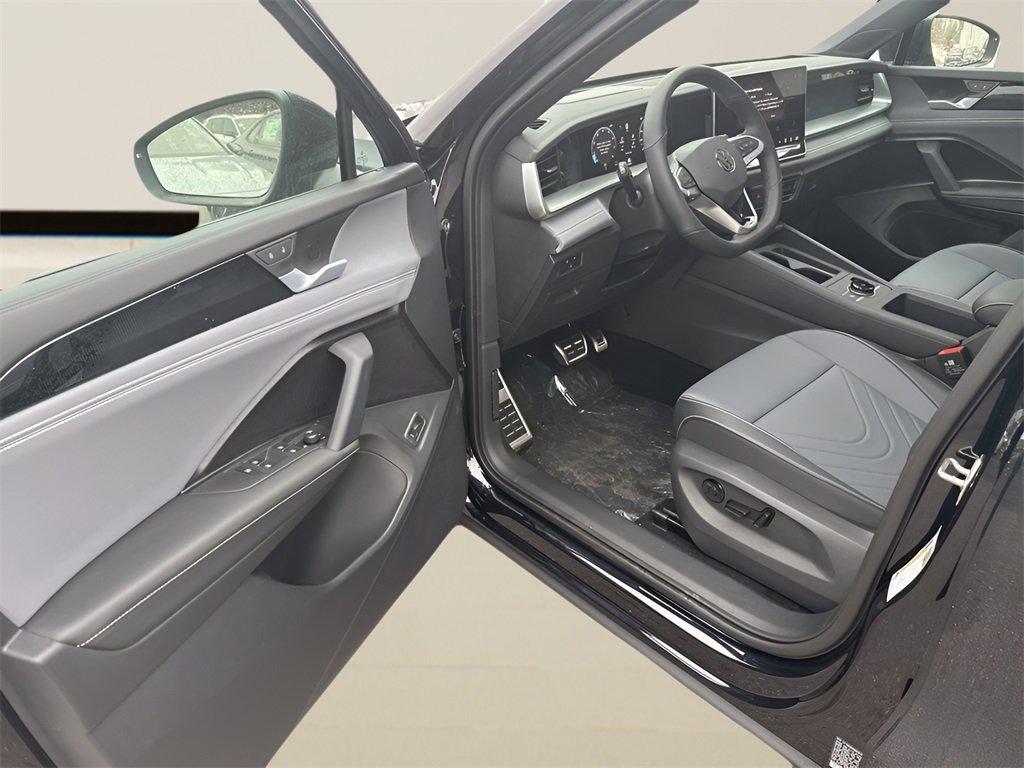 new 2026 Volkswagen Tiguan car, priced at $39,585