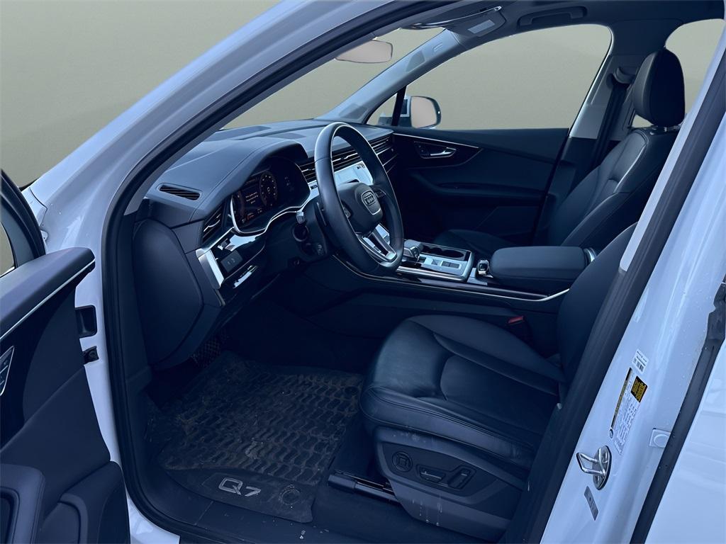 used 2023 Audi Q7 car, priced at $37,988