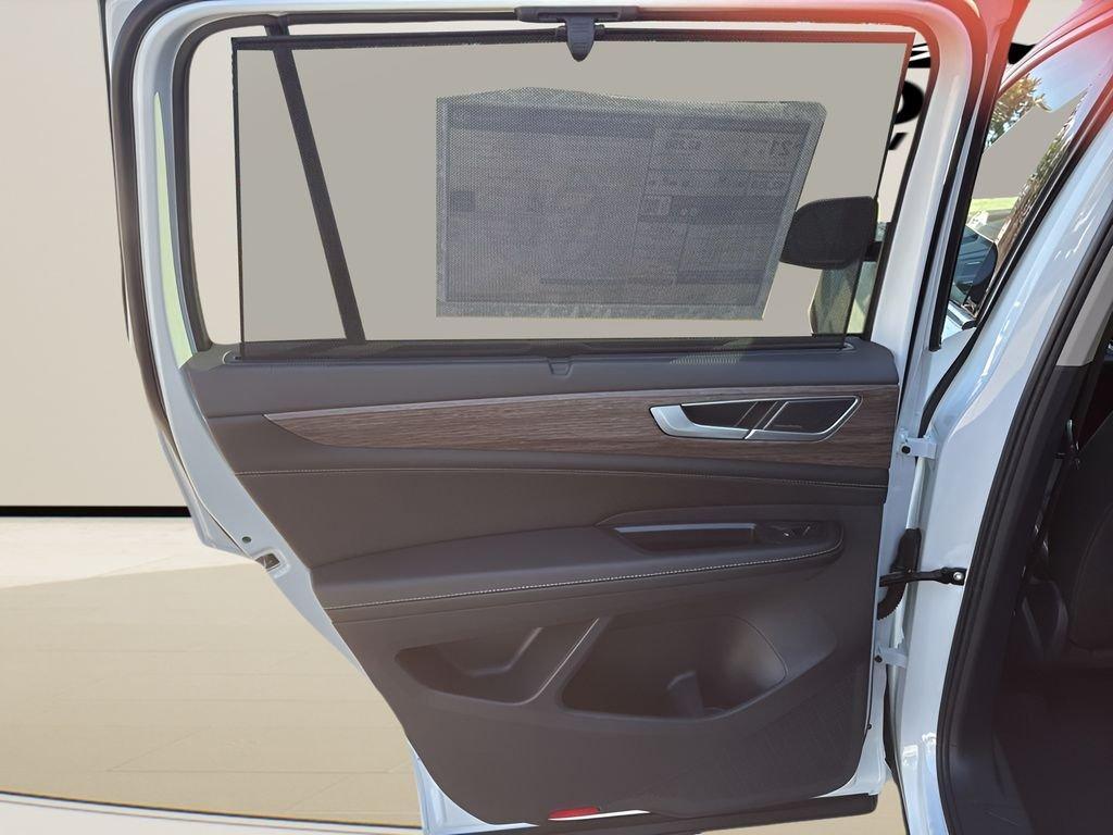 new 2026 Volkswagen Atlas car, priced at $52,201