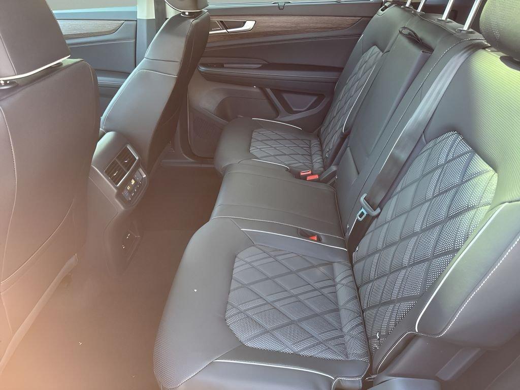 new 2026 Volkswagen Atlas car, priced at $52,201