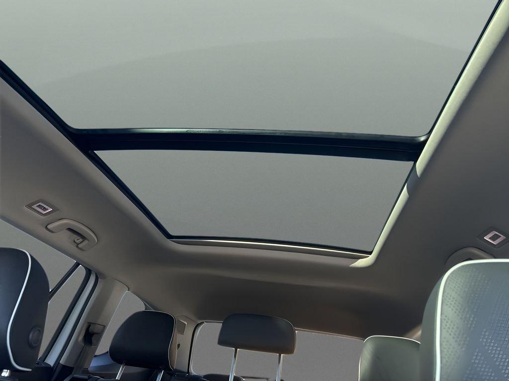 new 2026 Volkswagen Atlas car, priced at $52,201