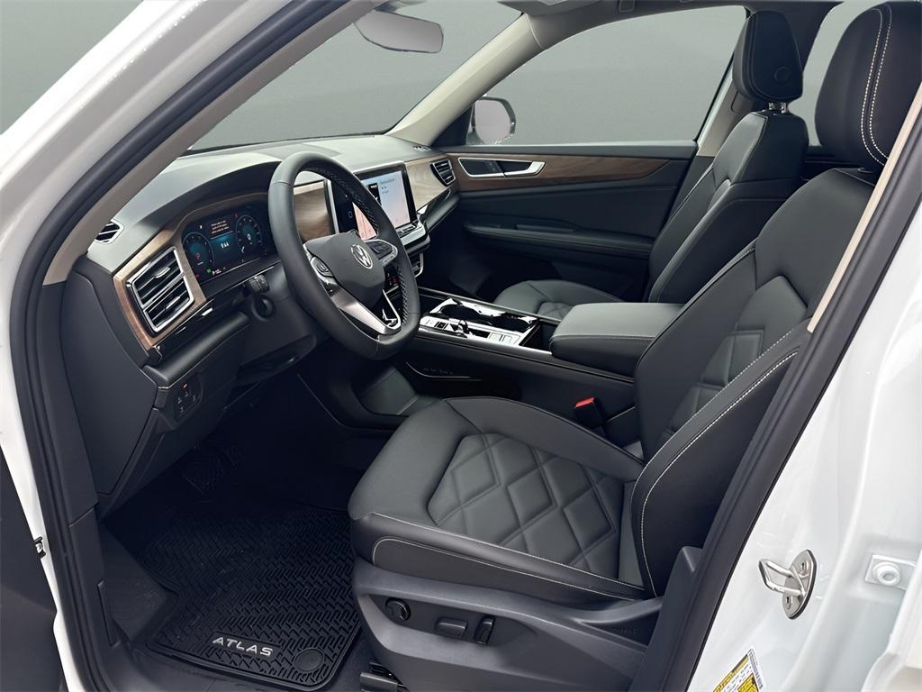 new 2026 Volkswagen Atlas car, priced at $45,886