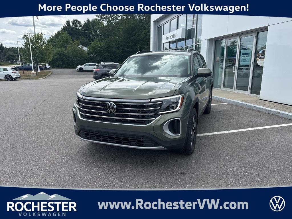 new 2026 Volkswagen Atlas car, priced at $45,017