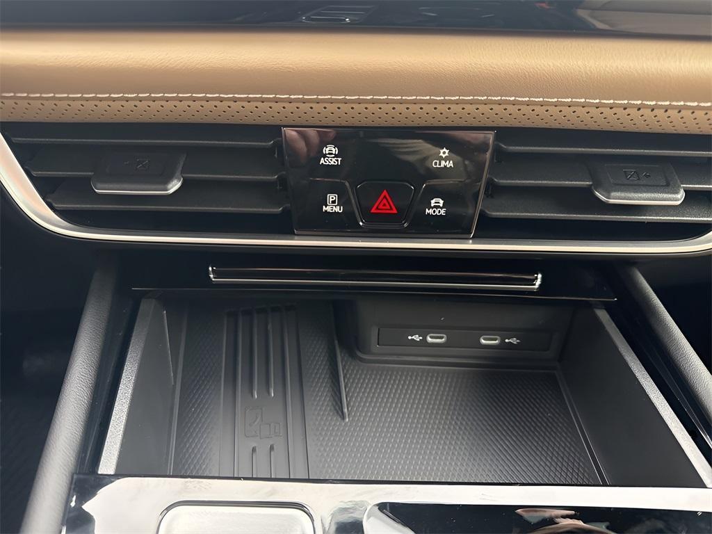 new 2026 Volkswagen Atlas Cross Sport car, priced at $44,752