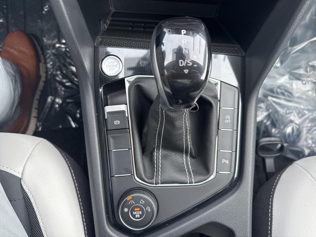 new 2026 Volkswagen Taos car, priced at $33,047