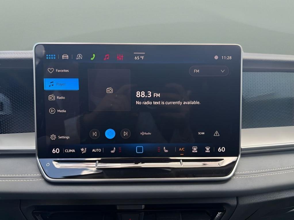 new 2026 Volkswagen Tiguan car, priced at $33,911