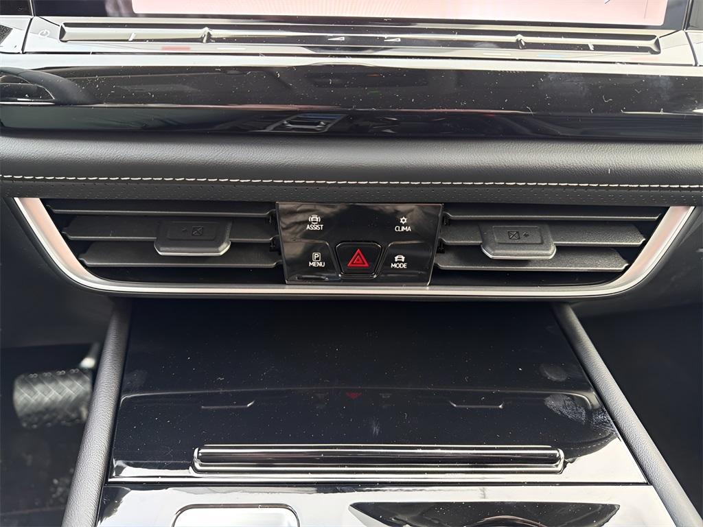 new 2026 Volkswagen Atlas car, priced at $44,205