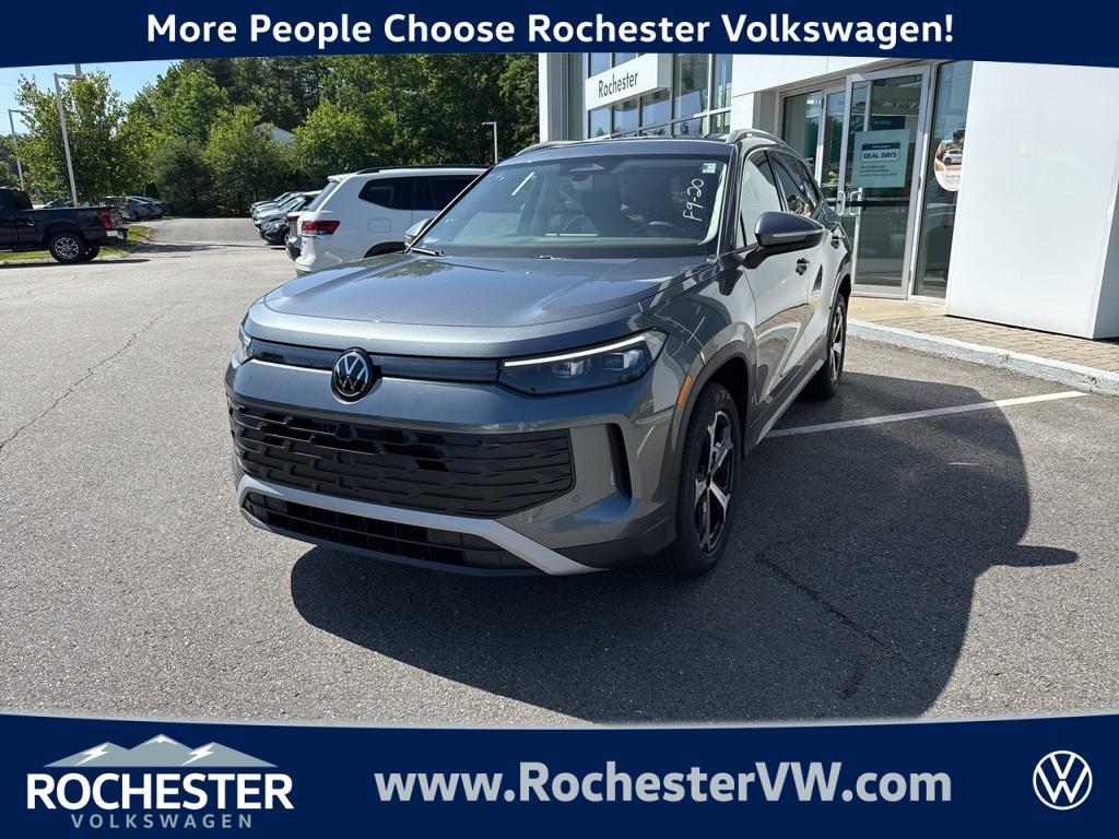 new 2025 Volkswagen Tiguan car, priced at $33,516