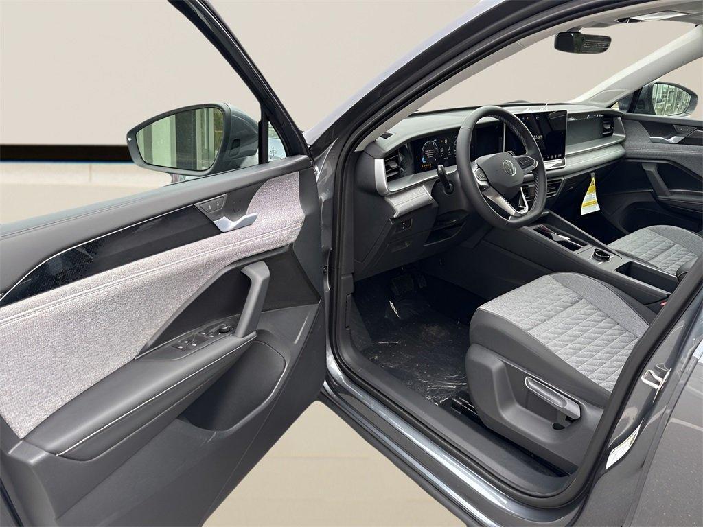 new 2026 Volkswagen Tiguan car, priced at $32,321