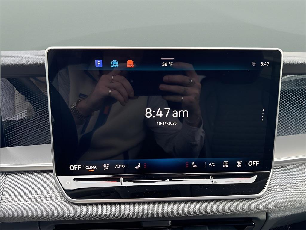 new 2026 Volkswagen Tiguan car, priced at $32,321