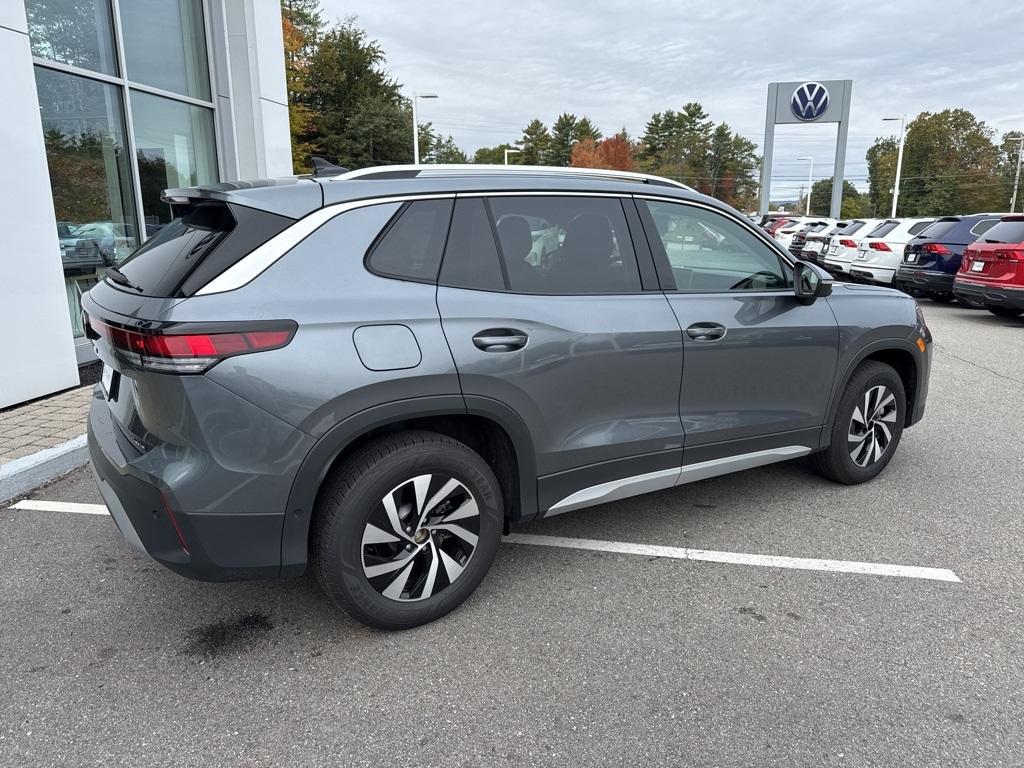 new 2026 Volkswagen Tiguan car, priced at $32,321