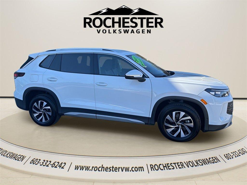 used 2025 Volkswagen Tiguan car, priced at $29,777