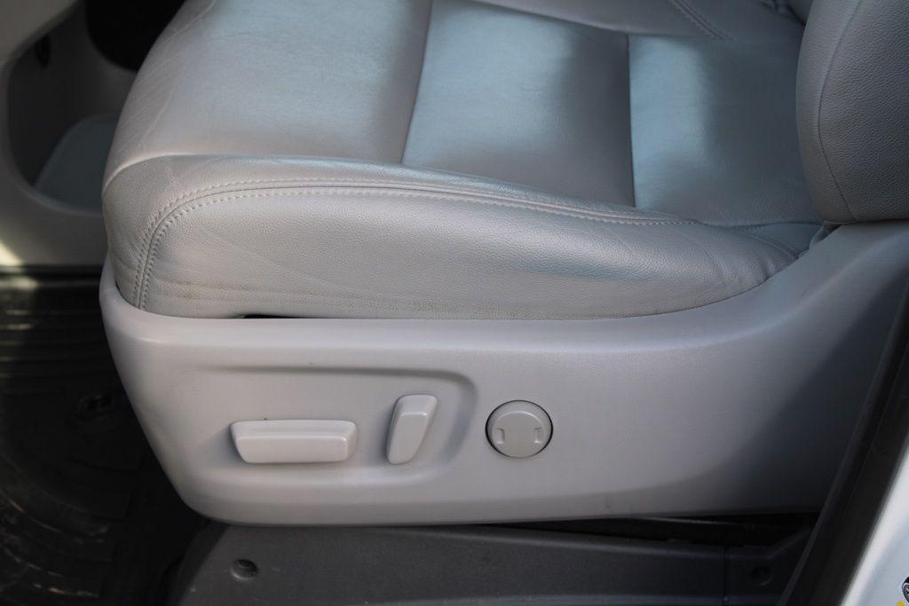 used 2020 Toyota Sienna car, priced at $29,961