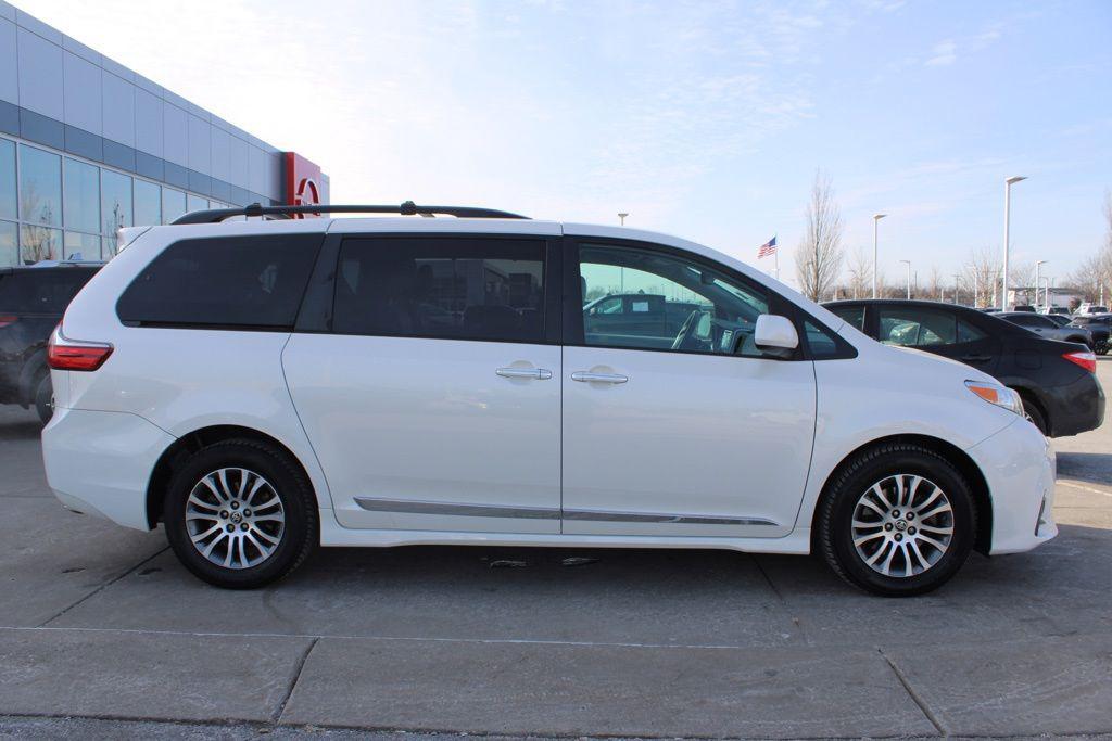 used 2020 Toyota Sienna car, priced at $29,961