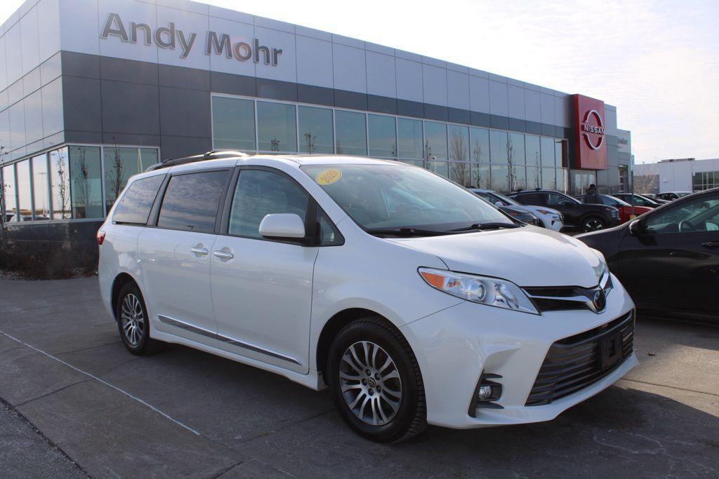 used 2020 Toyota Sienna car, priced at $29,961
