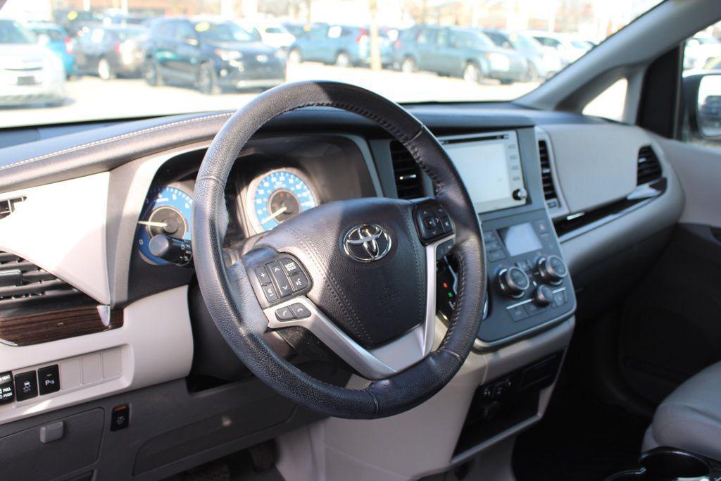 used 2020 Toyota Sienna car, priced at $29,961