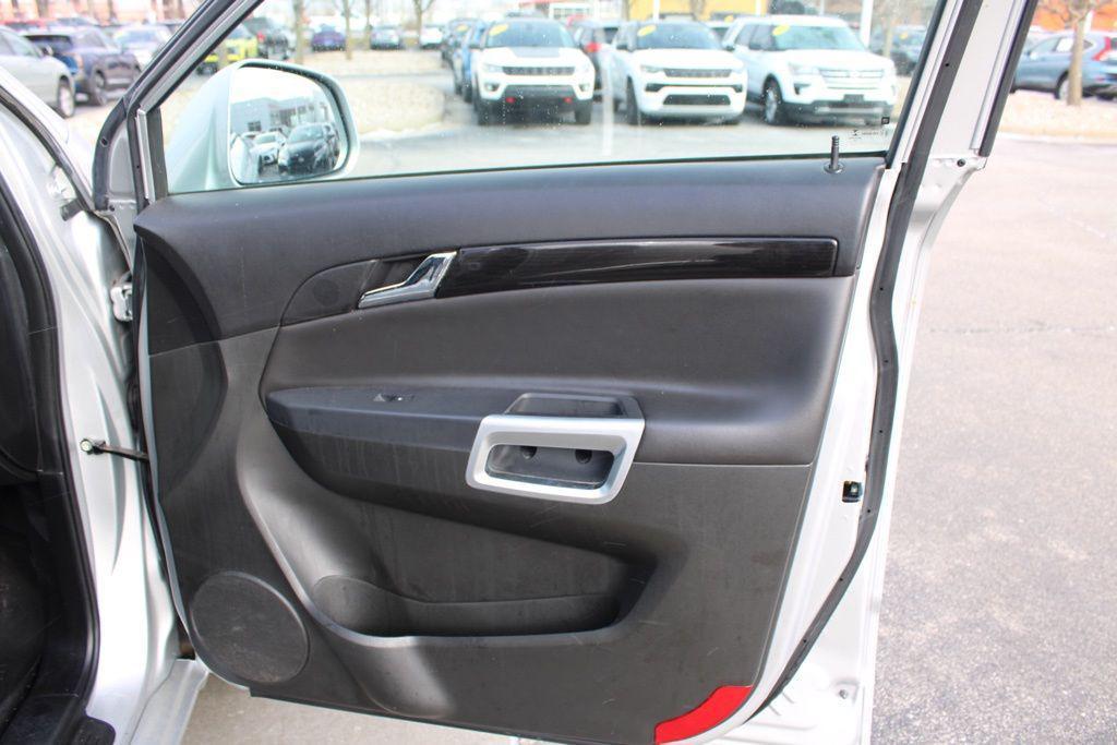 used 2013 Chevrolet Captiva Sport car, priced at $8,888