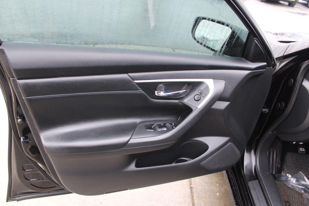 used 2018 Nissan Altima car, priced at $9,500