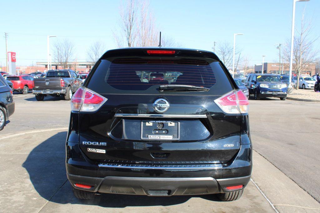 used 2015 Nissan Rogue car, priced at $10,750