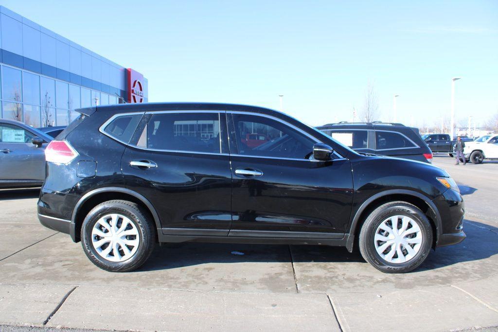 used 2015 Nissan Rogue car, priced at $10,750