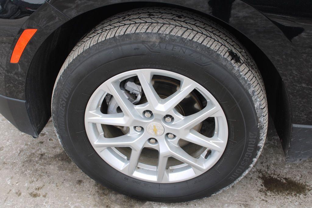 used 2024 Chevrolet Equinox car, priced at $19,900