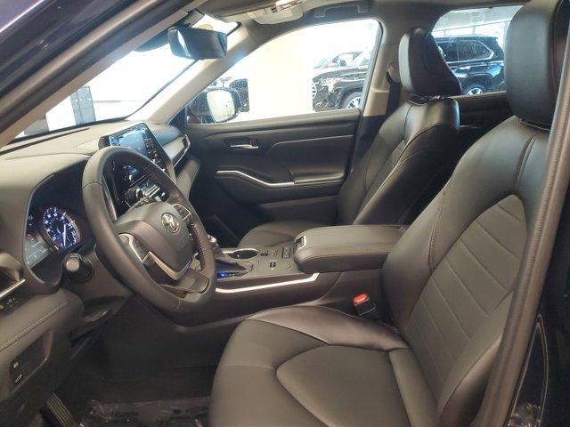 used 2022 Toyota Highlander car, priced at $30,591
