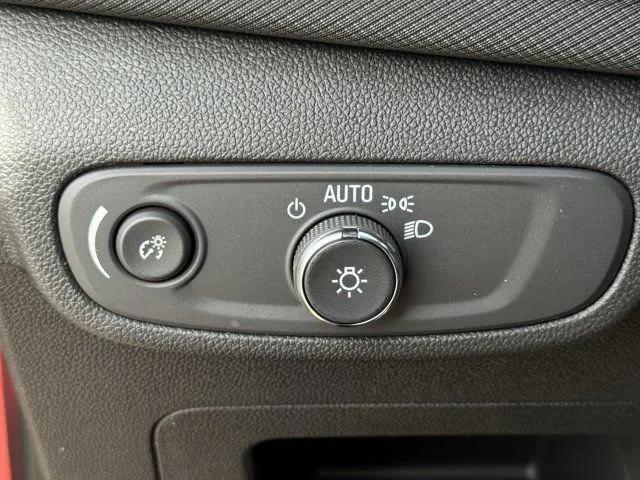 new 2026 Chevrolet TrailBlazer car, priced at $26,573