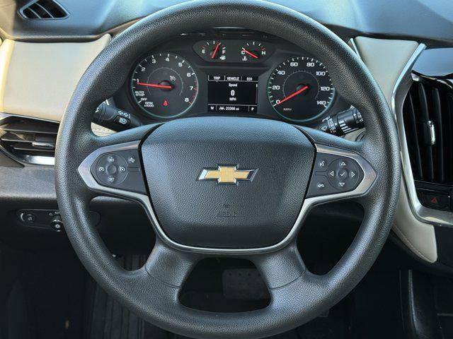 used 2023 Chevrolet Traverse car, priced at $27,500