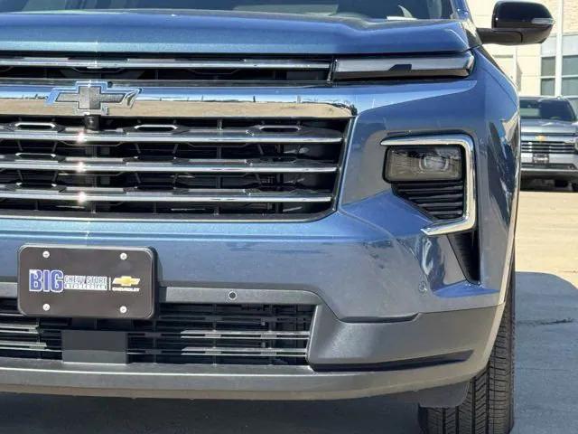 new 2025 Chevrolet Traverse car, priced at $39,904