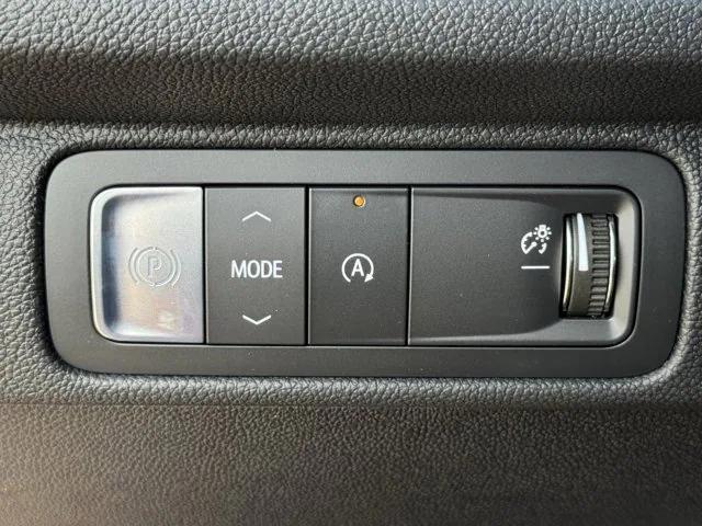 new 2026 Chevrolet Traverse car, priced at $53,361