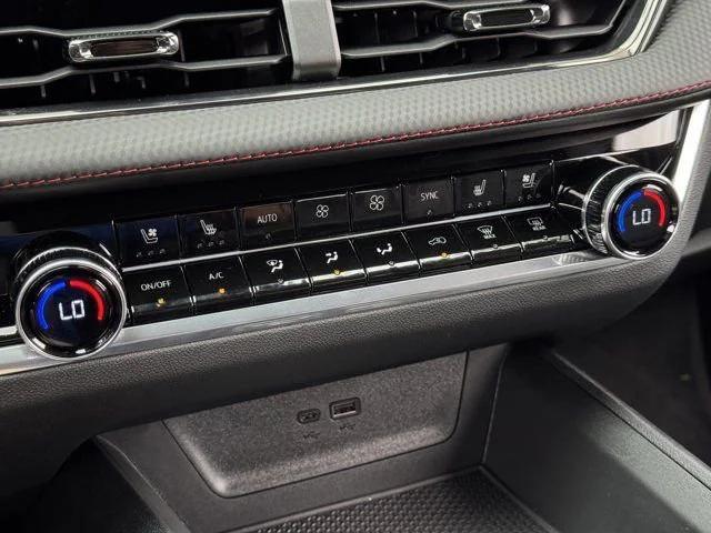 new 2026 Chevrolet Equinox car, priced at $29,236