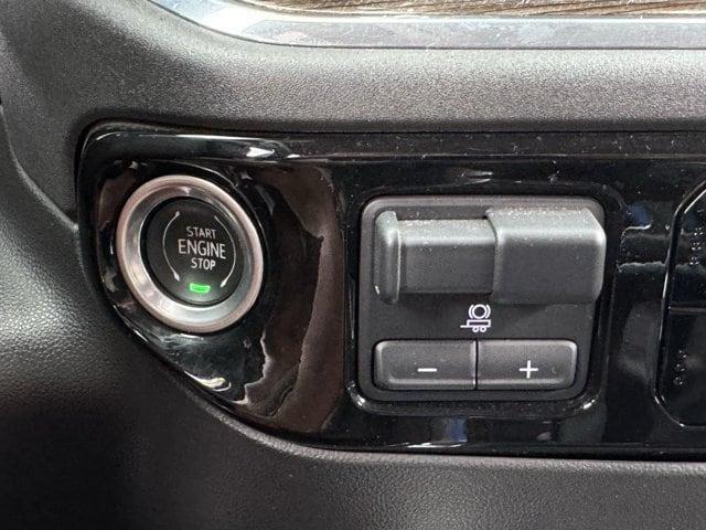 used 2022 Chevrolet Silverado 1500 car, priced at $38,175