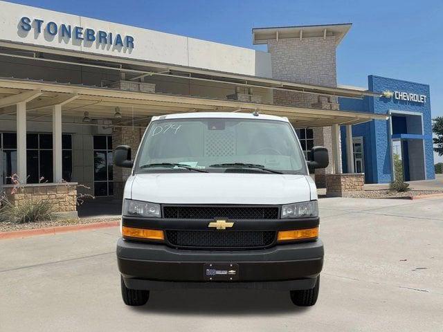 new 2026 Chevrolet Express 2500 car
